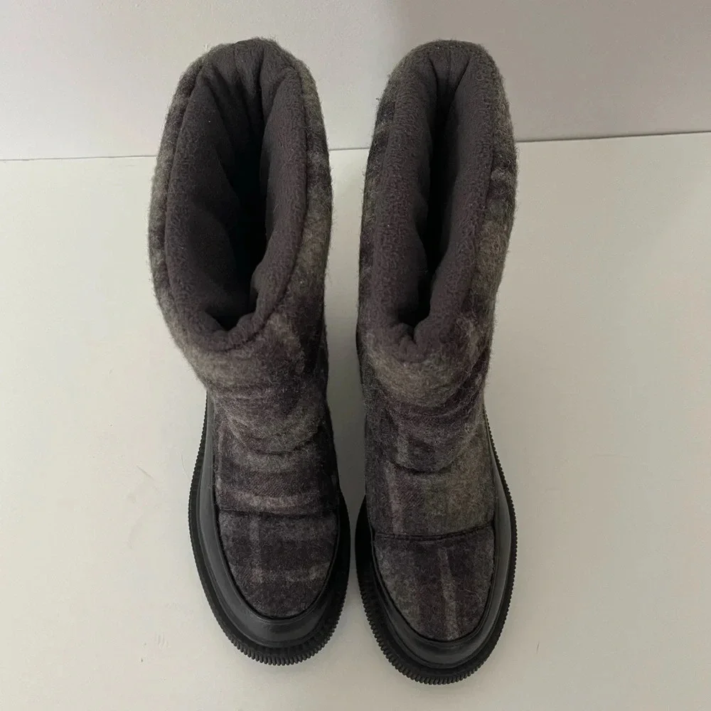 NEW Franco Sarto Jenze Cold Weather Boots Womens Size 7M Gray Plaid
